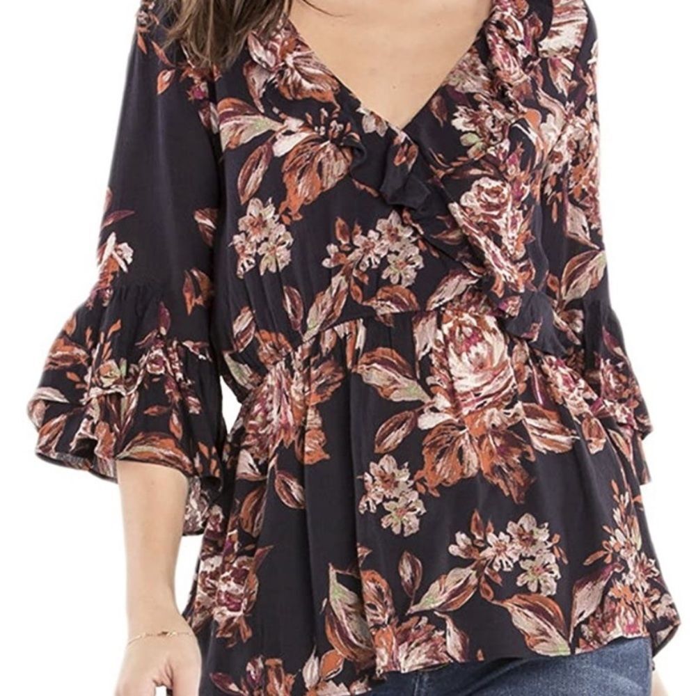 Miss Me Multi Black Floral Bell Sleeve Top small